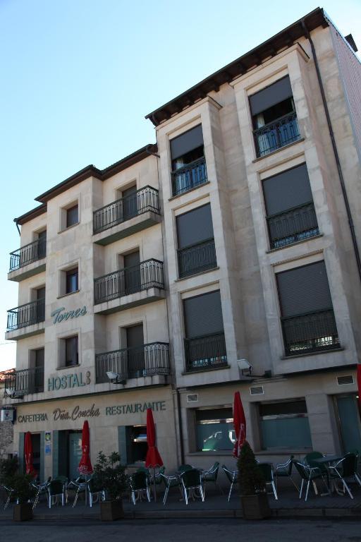 Hostal Torres San Leonardo de Yagüe Esterno foto